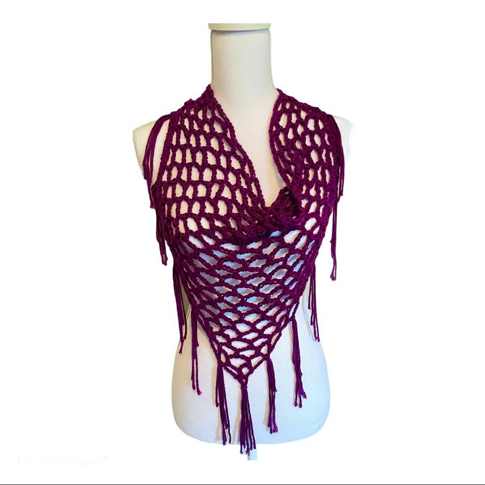 💜Crochet Mesh Triangle Scarf w/Fringes💄